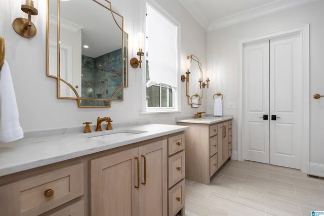 3180 LANDING LANE, Birmingham, AL 35243