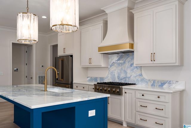 3180 LANDING LANE, Birmingham, AL 35243