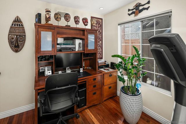 4694 Leathers St, San Diego, CA 92117