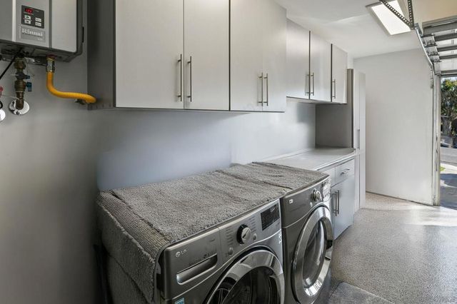 4694 Leathers St, San Diego, CA 92117