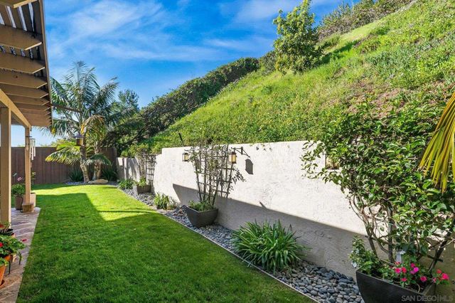 4694 Leathers St, San Diego, CA 92117