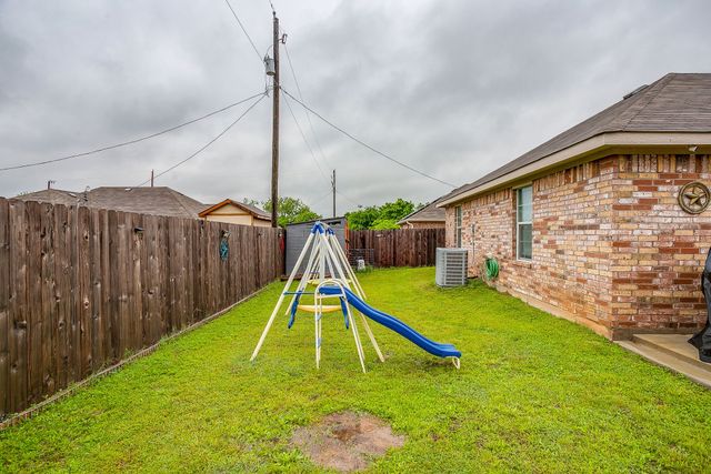 1100 SE 12th Street, Mineral Wells, TX 76067