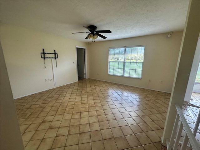 4242 OAKHURST CIRCLE E, Sarasota, FL 34233