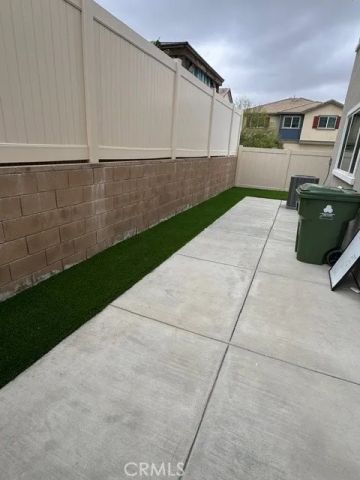 11612 Amsterdam Lane North, Lakeview Terrace, CA 91342
