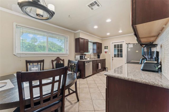 9934 Aves Street, Houston, TX 77034