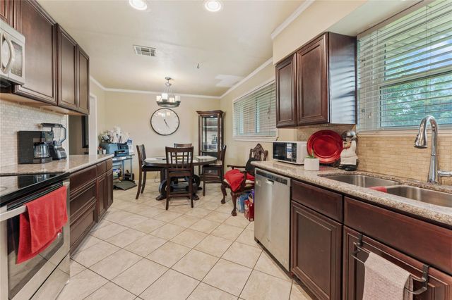 9934 Aves Street, Houston, TX 77034