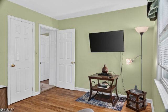 70 Hillview Ave, Franklin Twp., NJ 08823