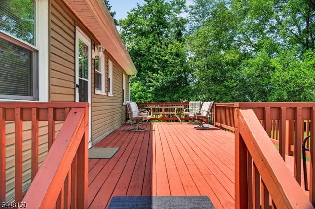 70 Hillview Ave, Franklin Twp., NJ 08823