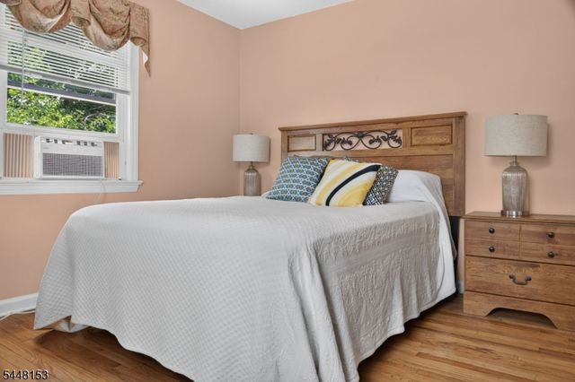 70 Hillview Ave, Franklin Twp., NJ 08823