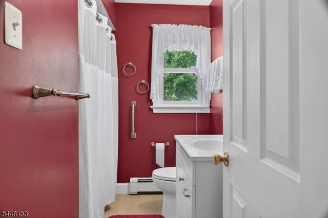 70 Hillview Ave, Franklin Twp., NJ 08823