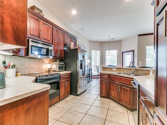 12000 Dalton Drive, Oklahoma City, OK 73162