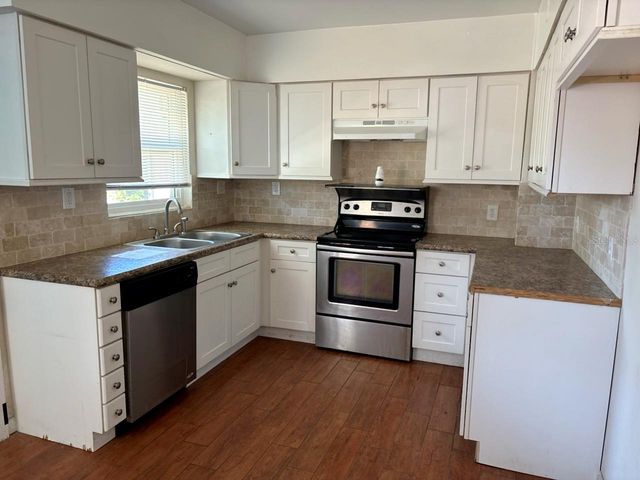 264 14TH STREET NW, Largo, FL 33770