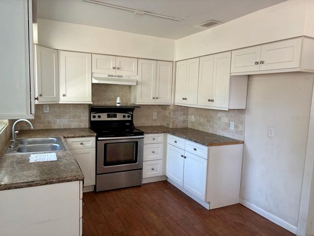 264 14TH STREET NW, Largo, FL 33770