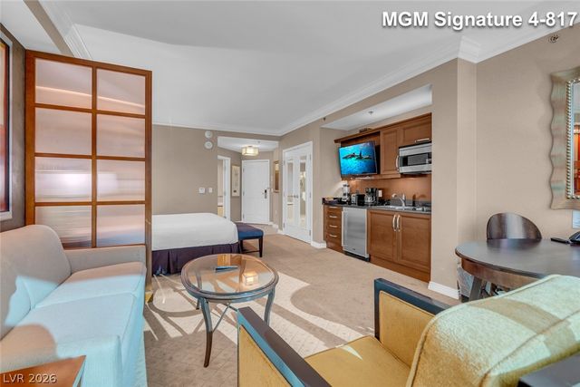 125 East Harmon Avenue 417, Las Vegas, NV 89109