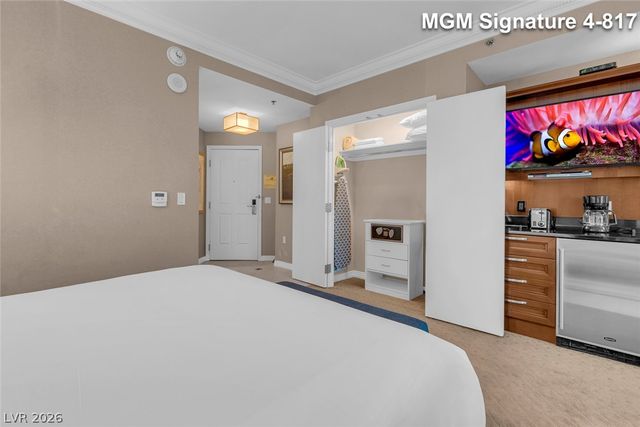 125 East Harmon Avenue 417, Las Vegas, NV 89109