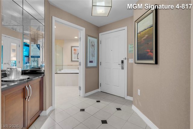 125 East Harmon Avenue 417, Las Vegas, NV 89109