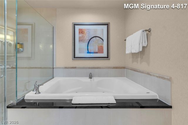 125 East Harmon Avenue 417, Las Vegas, NV 89109