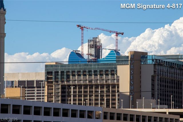 125 East Harmon Avenue 417, Las Vegas, NV 89109