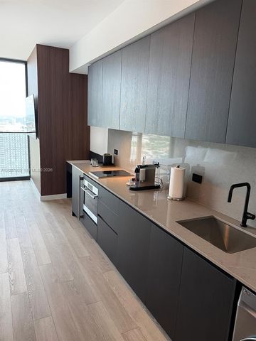 20 NE 11th St 4202, Miami, FL 33132