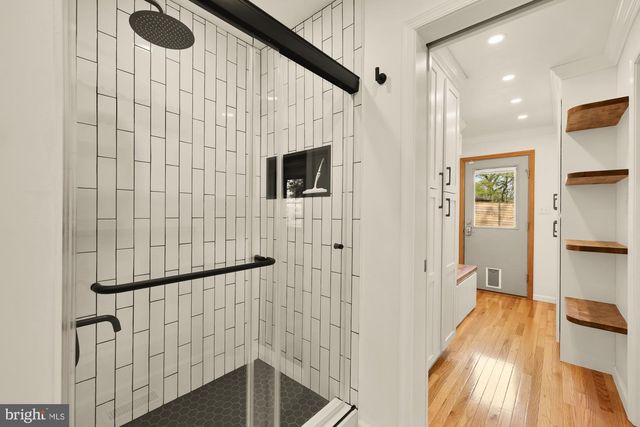 3430 EXECUTIVE AVE, Falls Church, VA 22042