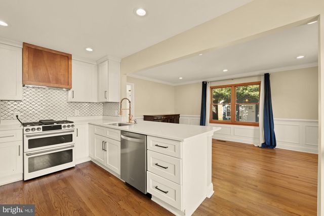 3430 EXECUTIVE AVE, Falls Church, VA 22042