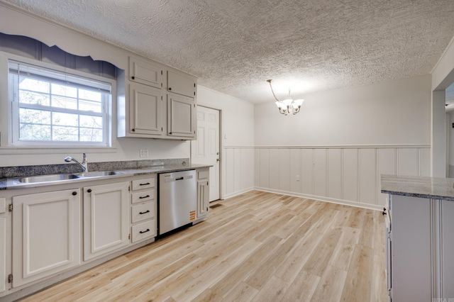 30 Mohawk Drive, Searcy, AR 72143