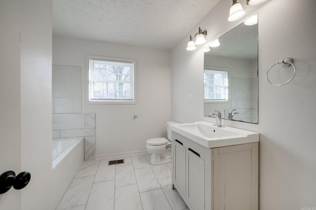 30 Mohawk Drive, Searcy, AR 72143