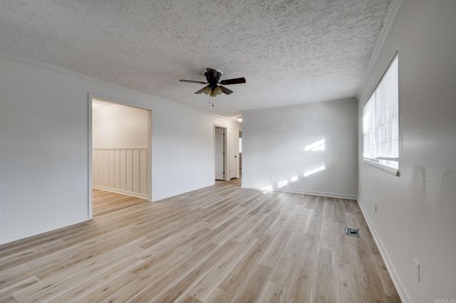 30 Mohawk Drive, Searcy, AR 72143