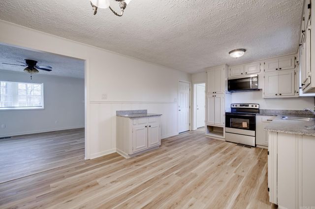 30 Mohawk Drive, Searcy, AR 72143