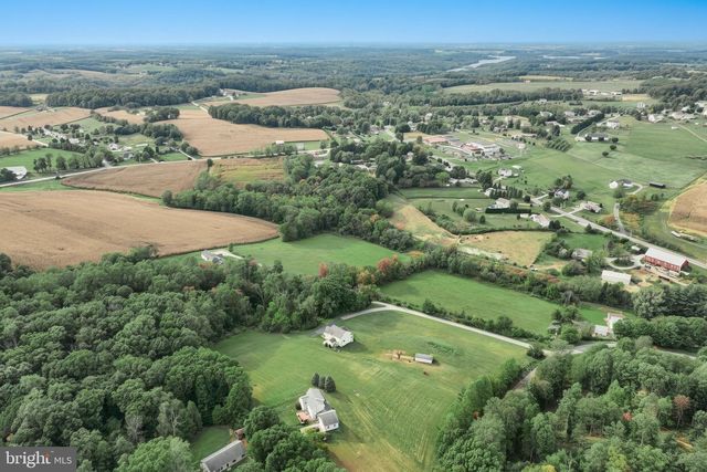 ARNOLD RD, Glenville, PA 17329