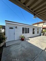 2033 W Burnett Street, Long Beach, CA 90810