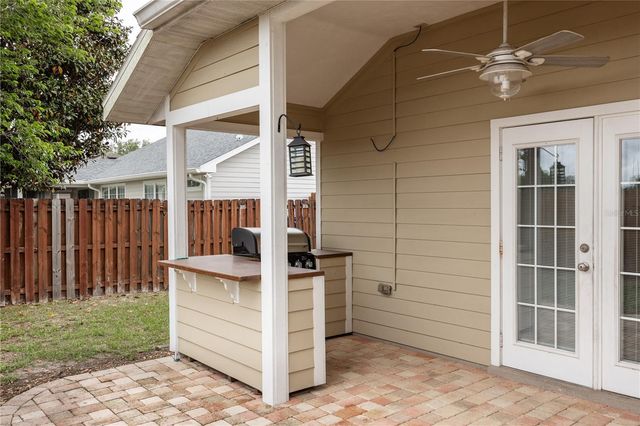 25488 NW 10TH AVENUE, Newberry, FL 32669