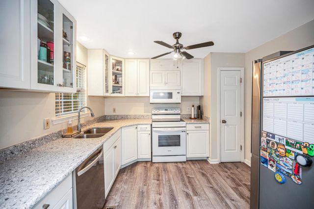 107 BUTLER CIR, Locust Grove, VA 22508