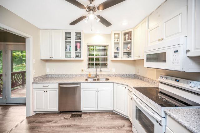 107 BUTLER CIR, Locust Grove, VA 22508