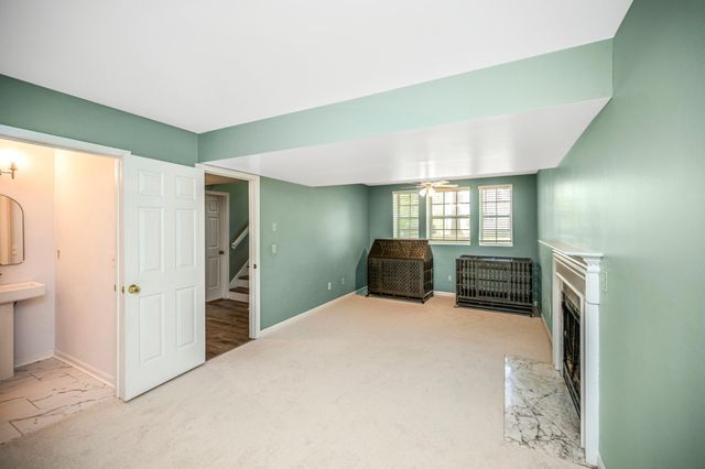 107 BUTLER CIR, Locust Grove, VA 22508