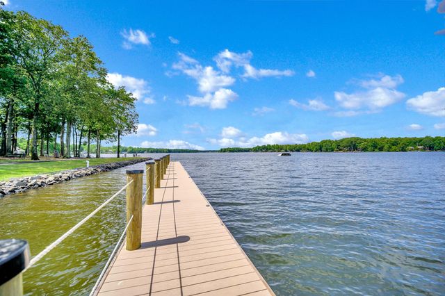 107 BUTLER CIR, Locust Grove, VA 22508