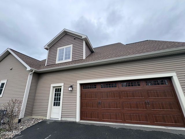 29 Denhelder Drive, Clifton Park, NY 12019