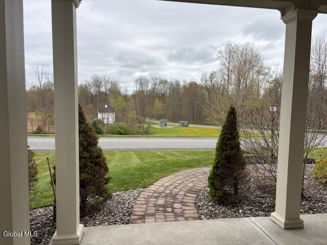 29 Denhelder Drive, Clifton Park, NY 12019