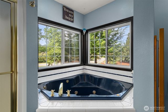 47207 138th Avenue E, Eatonville, WA 98328