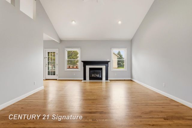 11 Willow Pointe Drive, Freeland, MI 48623