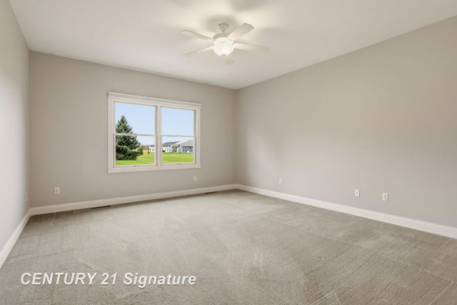 11 Willow Pointe Drive, Freeland, MI 48623