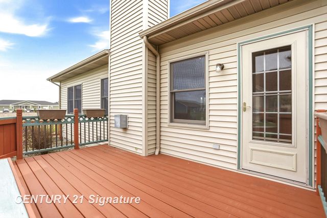 11 Willow Pointe Drive, Freeland, MI 48623
