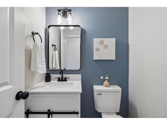 6842 Wright Ct, Arvada, CO 80004