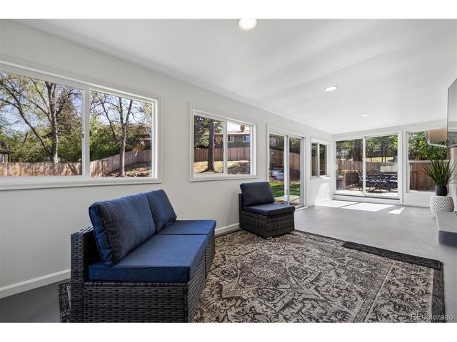 6842 Wright Ct, Arvada, CO 80004