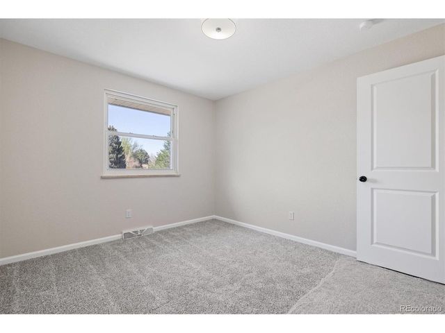 6842 Wright Ct, Arvada, CO 80004