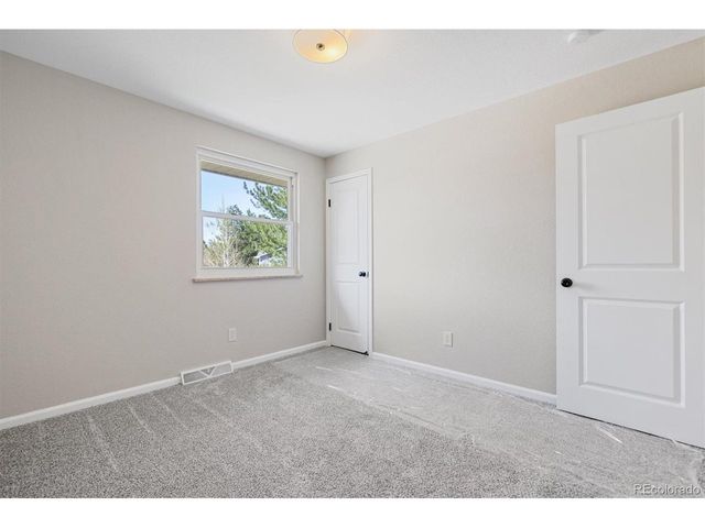 6842 Wright Ct, Arvada, CO 80004
