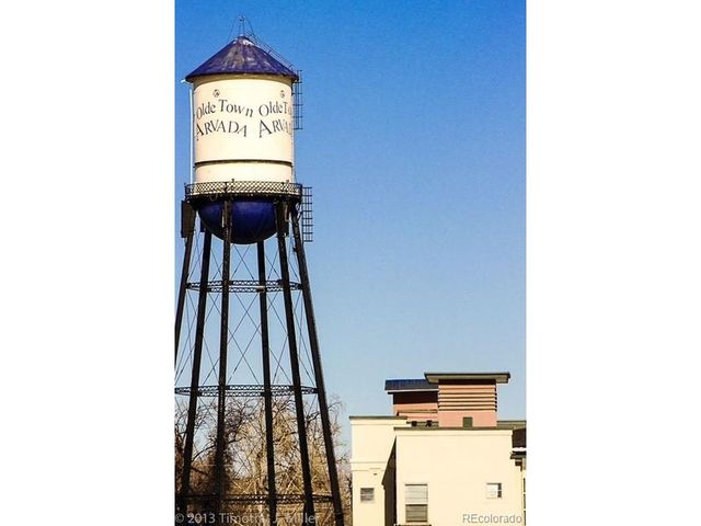 6842 Wright Ct, Arvada, CO 80004