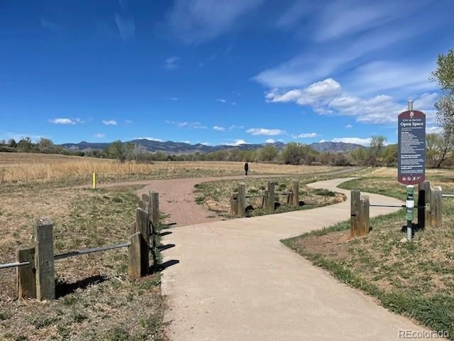 6842 Wright Ct, Arvada, CO 80004