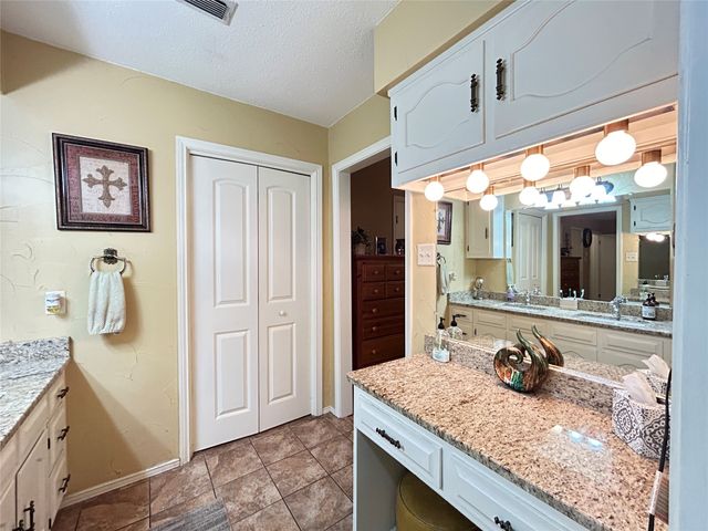 517 Junell Street, Sulphur Springs, TX 75482