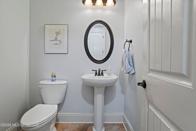 3931 Acadian Village Drive, Ocean Springs, MS 39564
